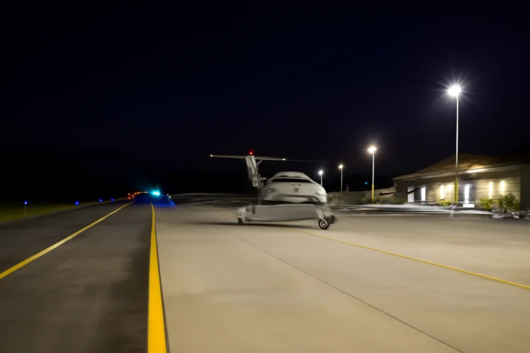 Aeroporto de Cachoeiro de Itapemirim entregue com pista de 1.200 metros, iluminação noturna e capacidade para até nove aeronaves, aposta para voos regionais e investimentos