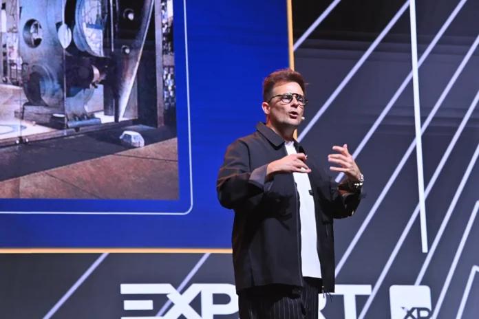 Pessoas compram pertencimento, não produtos, diz presidente global da Oakley