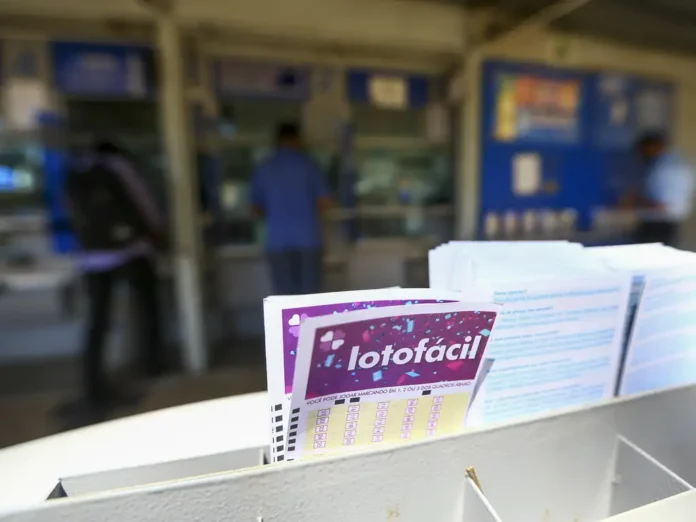 Lotofácil 3762: Confira os números sorteados nesta sexta-feira (14)