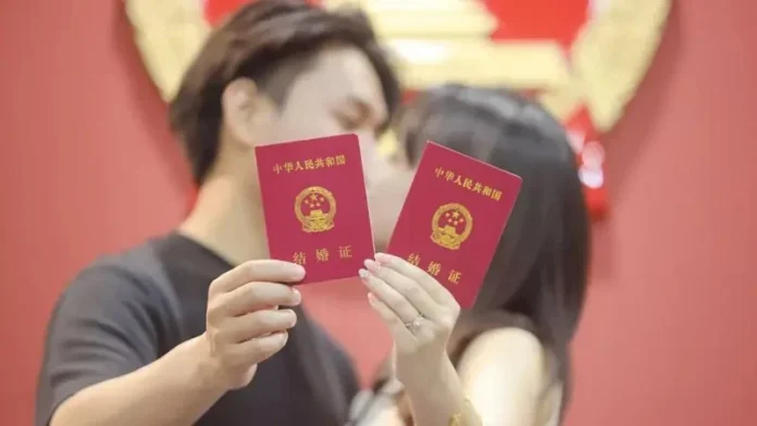 Desequilibrio de gênero na China leva homens a perder milhões em golpes de falsas noivas