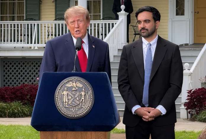 Trump minimiza boicote de TVs após banir jornalistas da Casa Branca