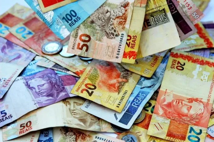 Desafio do Dinheiro Diário: como juntar R$ 10 mil com um plano simples